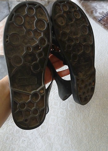 siyah Tokalı Sandalet - Görsel 2