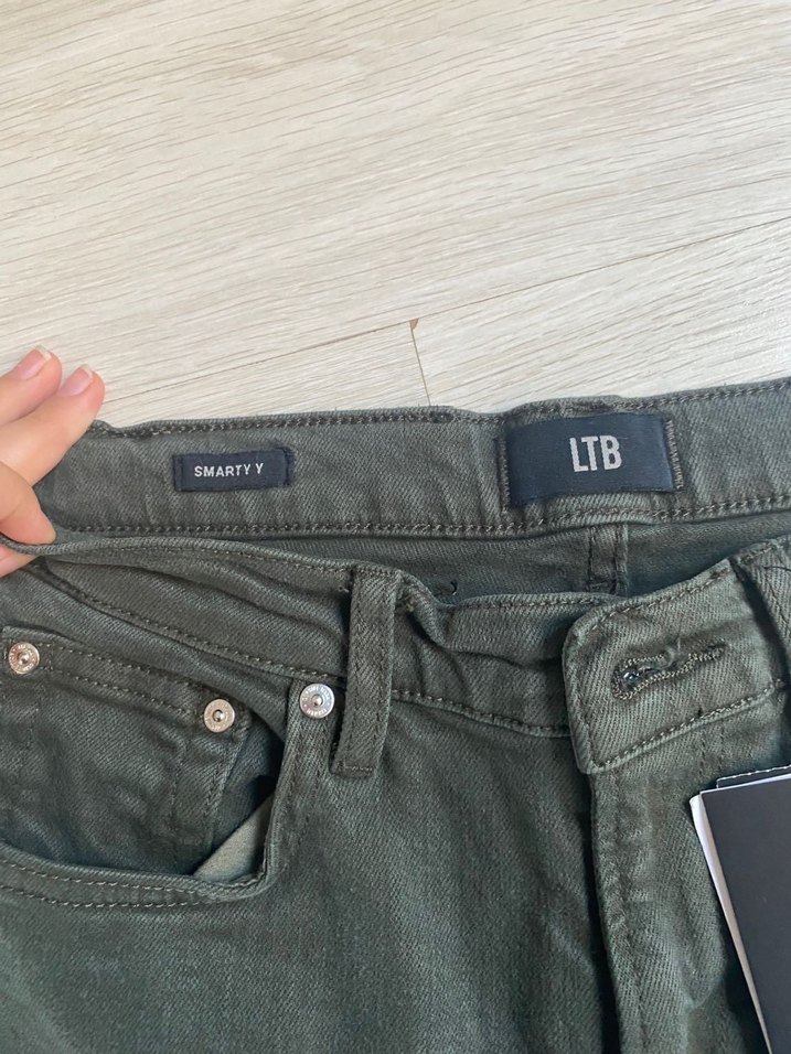 Haki rengi kot pantolon - Görsel 4