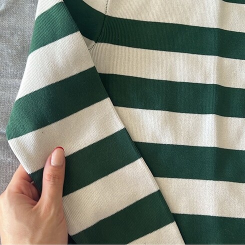 Zara Zara Crop Triko
