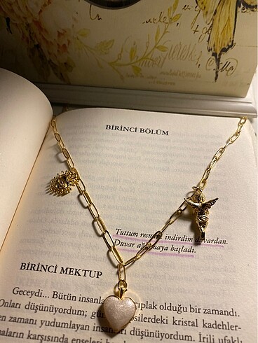 Gold Charm Kolye