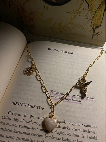 Accessorize Gold Charm Kolye