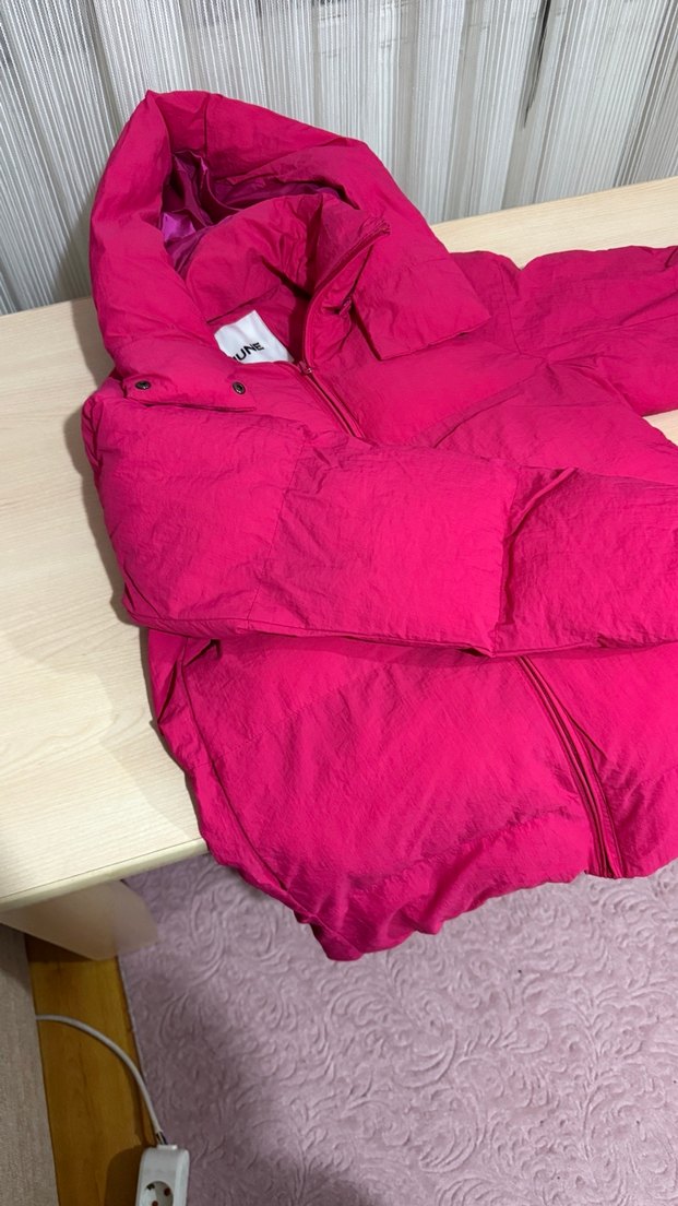 Fuşya Kadın Kapüşonlu Mont - Görsel 3