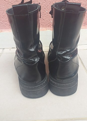 DERİ BAĞCIKLI FERMUARLI RUGAN POSTAL BOT - Görsel 4