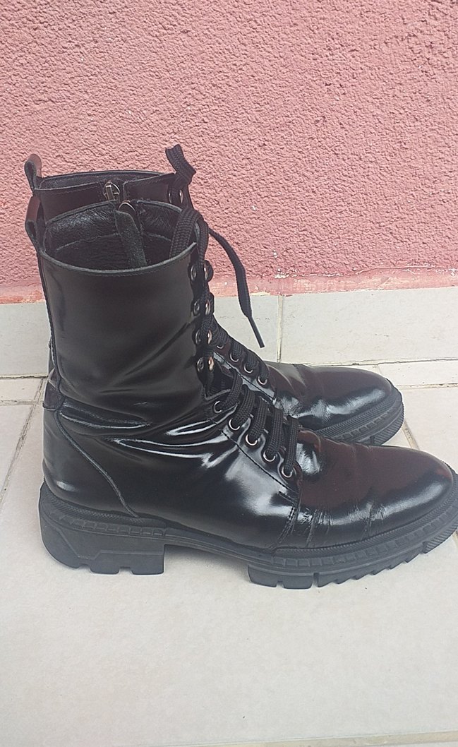 DERİ BAĞCIKLI FERMUARLI RUGAN POSTAL BOT - Görsel 5