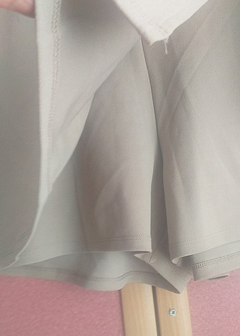 H&M KEMER DETAYLI KRUVAZE ŞORT ETEK - Görsel 6