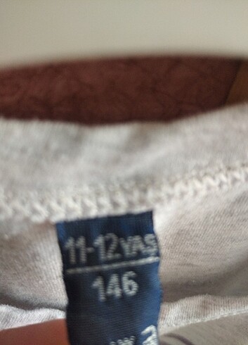 11-12 Yaş Beden çeşitli Renk HUMMEL 11-12 YAŞ KIZ ÇOCUK 2'Lİ TAKIM ( TİŞÖRT&TAYT )