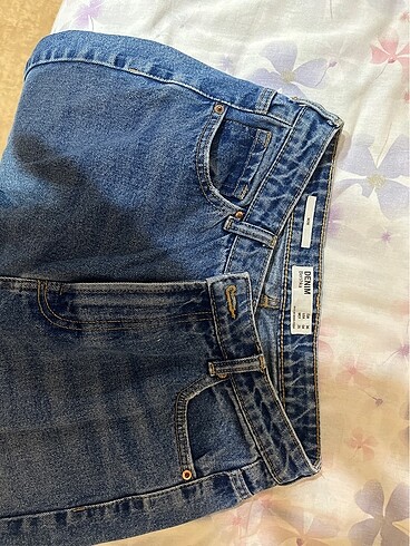 Bershka, mom fit jean 36 beden, yeni