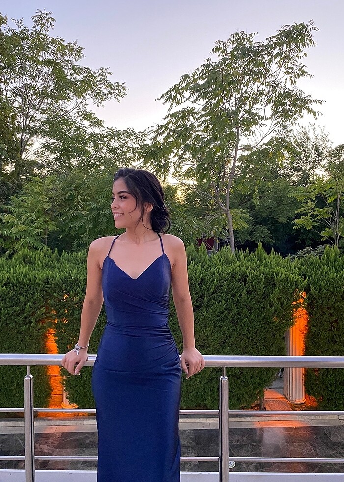 Örme Saten Sırt Dekolteli Elbise - Görsel 3