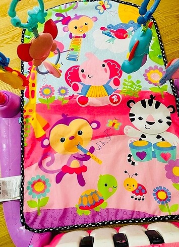 Beden Fisher Price oyun halısı