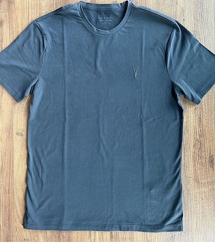 l Beden All Saints tshirt