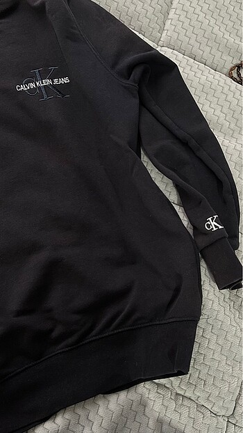 Calvın klein sweatshirt