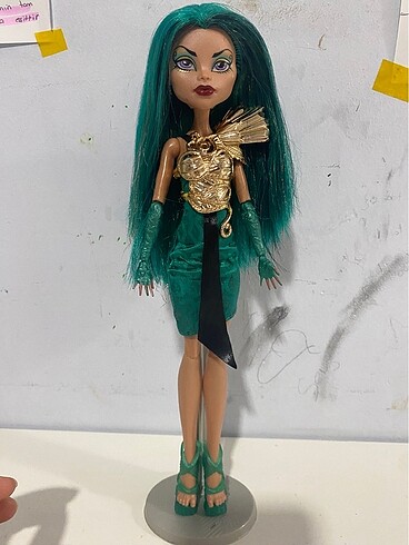 monster high boo york nefera