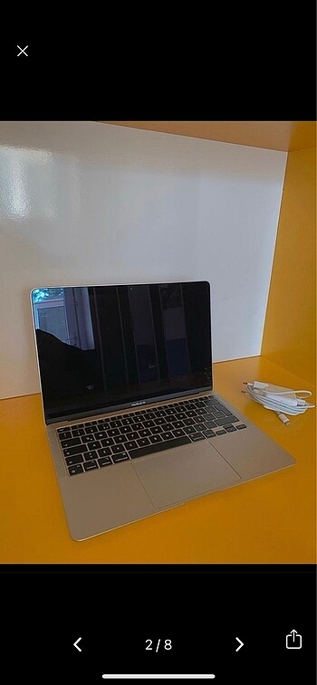 Apple Macbook ????