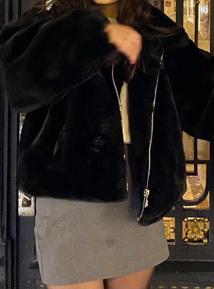 Siyah Kadın  Kürk Ceket - Görsel 4