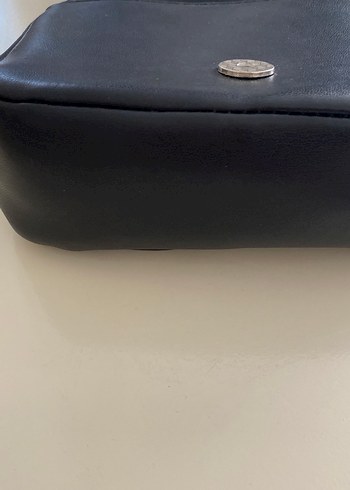 Bershka Zincir Detaylı Siyah Deri Kadın Çanta - Görsel 5