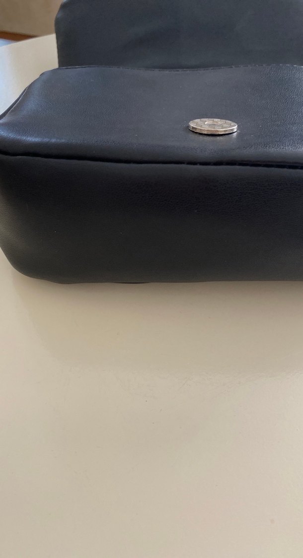 Bershka Zincir Detaylı Siyah Deri Kadın Çanta - Görsel 5