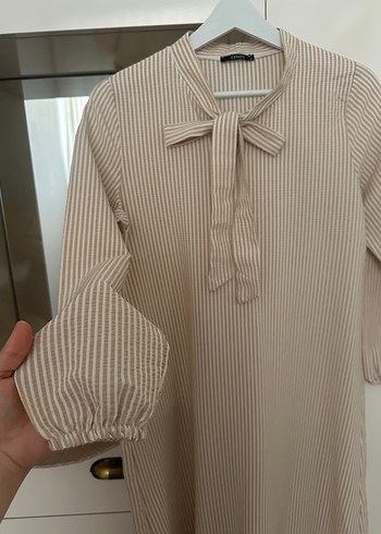 Bej Renkli Çizgili Uzun Elbise - Görsel 3