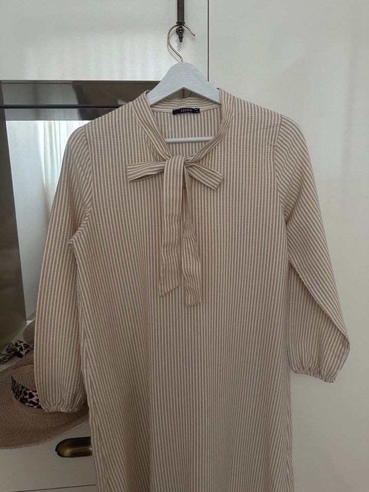 Bej Renkli Çizgili Uzun Elbise - Görsel 2