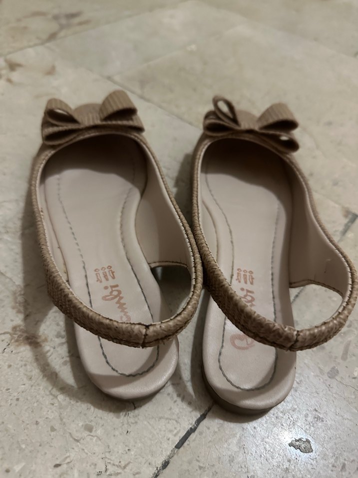 Bej Fiyonk Detaylı  Kadın Babet - Görsel 3