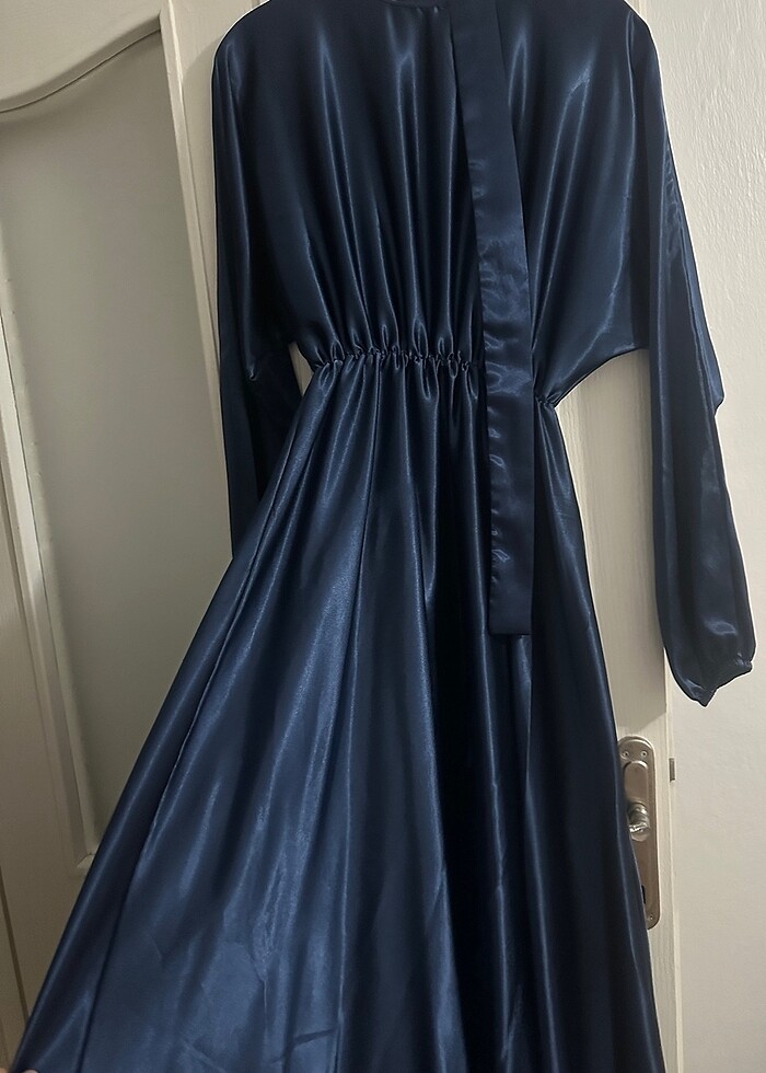 Saten Lacivert Abiye - Görsel 2