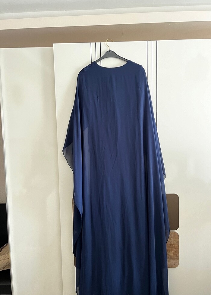 Balık pelerinli abiye - Görsel 5