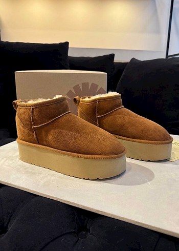 Ugg kadın bot