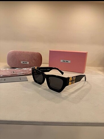 Miu miu gözlük