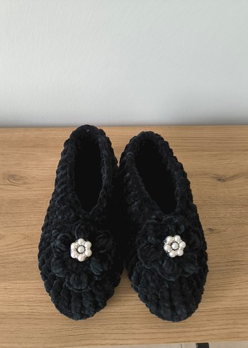 Gri Örgü Kız Ev Terliği - Görsel 3