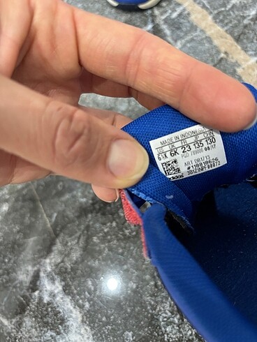 23 Beden lacivert Renk Adidas çocuk ayakkabı