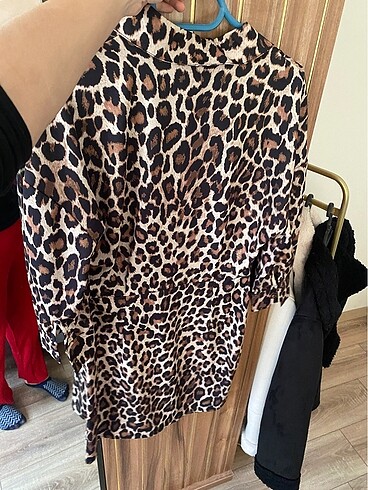 m Beden Leopar elbise
