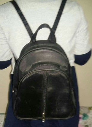 xl Beden siyah Renk çanta....