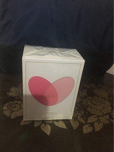 Avon lov u parfüm