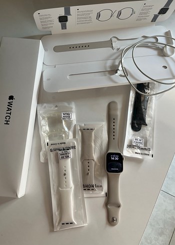 Beyaz Apple Watch 40/41mm Akıllı Saat