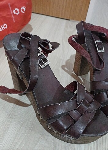 39 Beden Yazlık topuklu sandalet