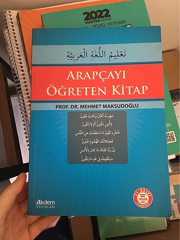 Arapça öğreten kitap