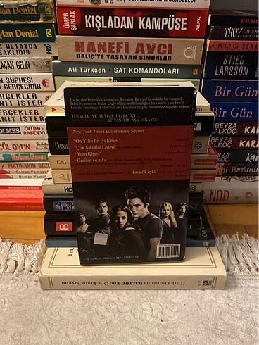  Alacakaranlık Stephenie Meyer