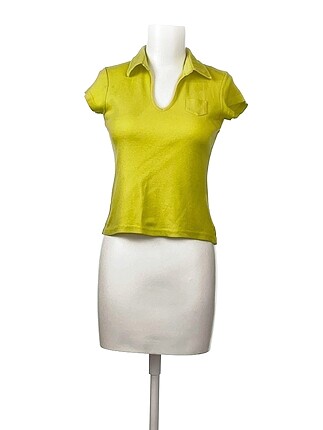 PreLoved T-shirt %70 İndirimli.