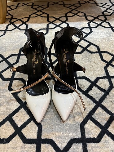 Diğer Stiletto