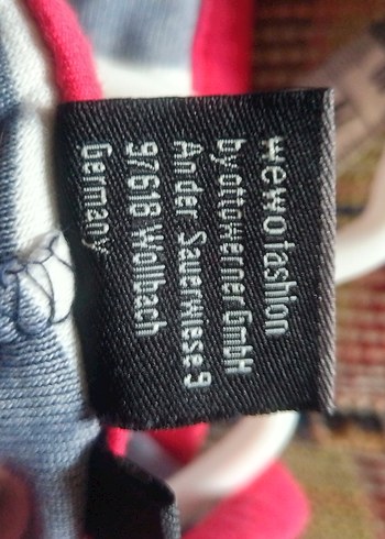 Çizgili Kapüşonlu Erkek Çocuk Bornozu - Görsel 5