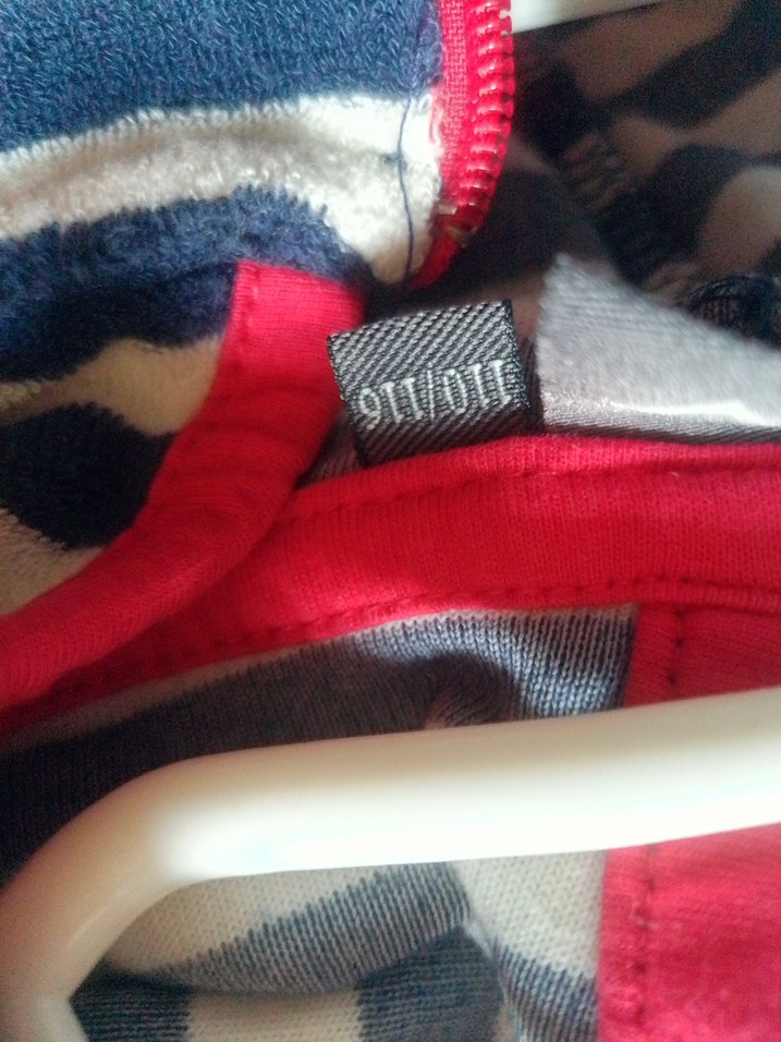 Çizgili Kapüşonlu Erkek Çocuk Bornozu - Görsel 4