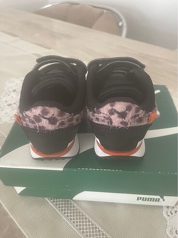 20 Beden Puma spor ayakkabı