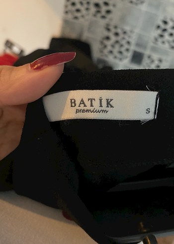 38 Beden siyah Renk Siyah Uzun Drapeli İnce Askılı Elbise