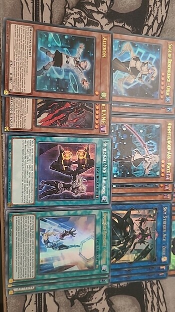 Beden Renk Yugioh Sky Striker kartlari