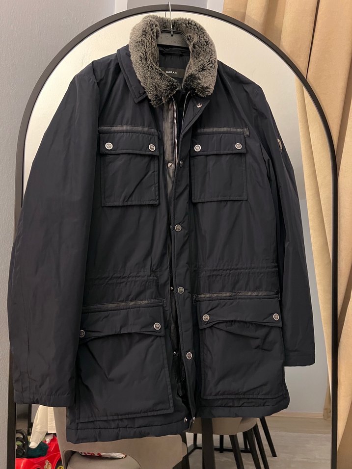 Şehir Stiline Uygun Siyah Kışlık Parka — görsel 3/10