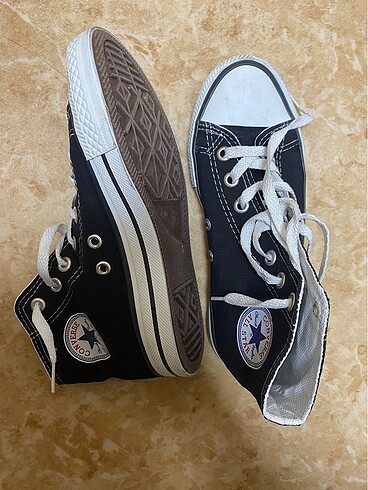 38 Beden siyah Renk converse ayakkabı