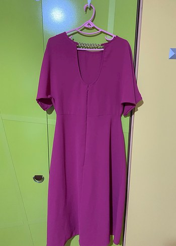 Pembe Elbise - Görsel 2