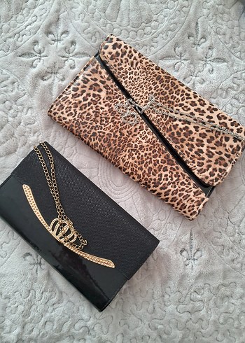  Beden Zincir Detaylı Siyah Deri Clutch Çanta