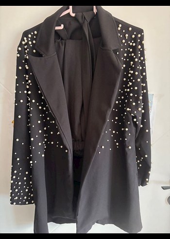 Zara İnci Detaylı ceket takım