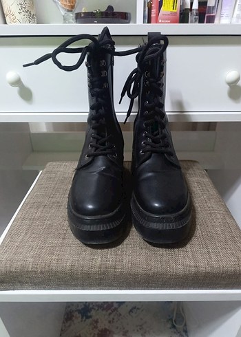 FGZY Shoes Siyah Yandan Fermuarlı ve Bağcıklı Kadın Bot - Görsel 3