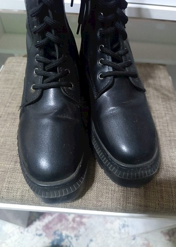 FGZY Shoes Siyah Yandan Fermuarlı ve Bağcıklı Kadın Bot - Görsel 7